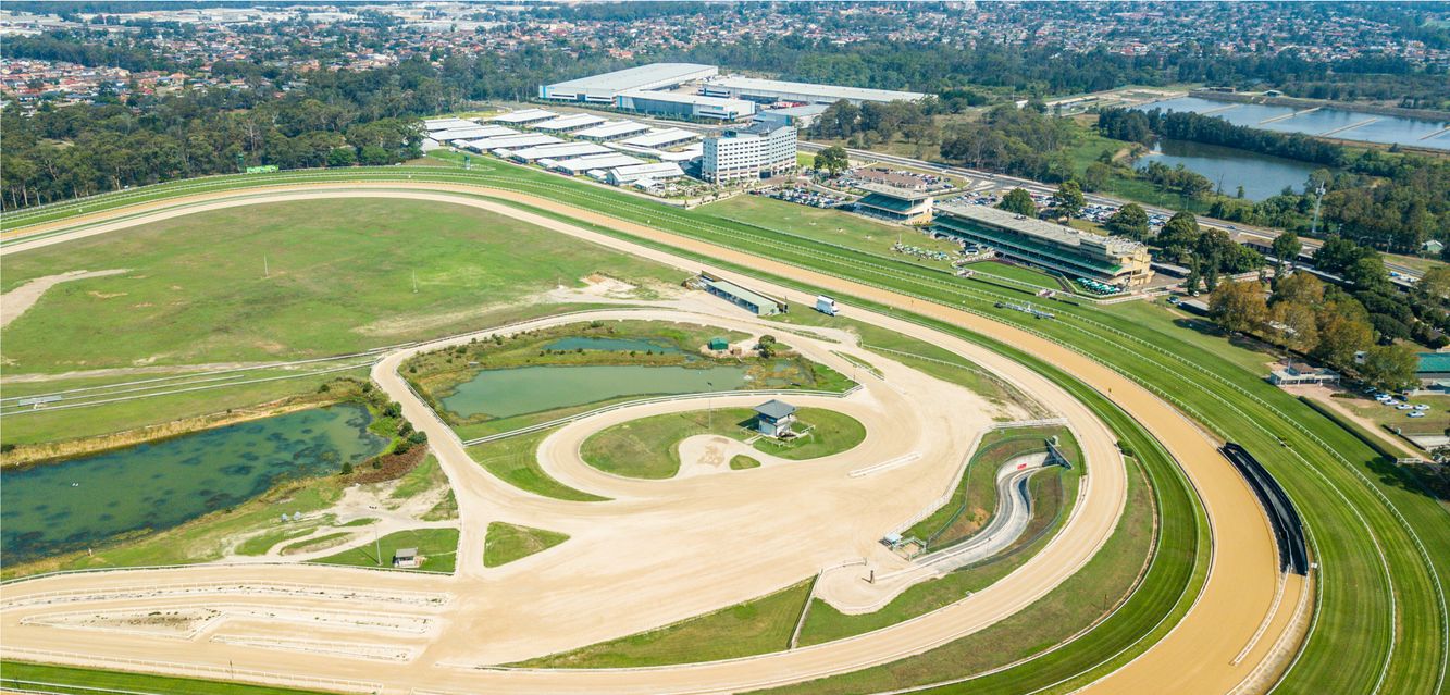 Warwick Farm Race Course is close to Chipping Norton in Sydney.